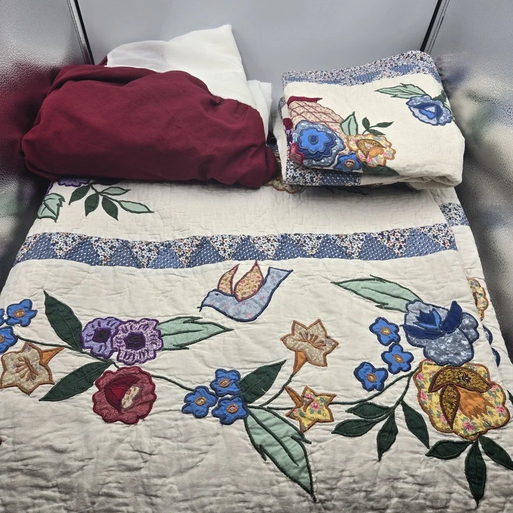 Beautiful VTG Limited Edition Quilt Shams Skirt APPLIQUÉ Queen 86x86 Cottagecore